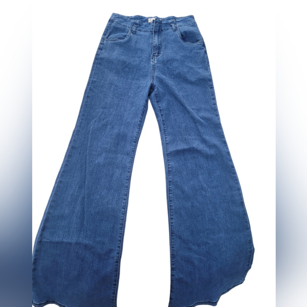 Woman's Altar'd State Jeans size Large